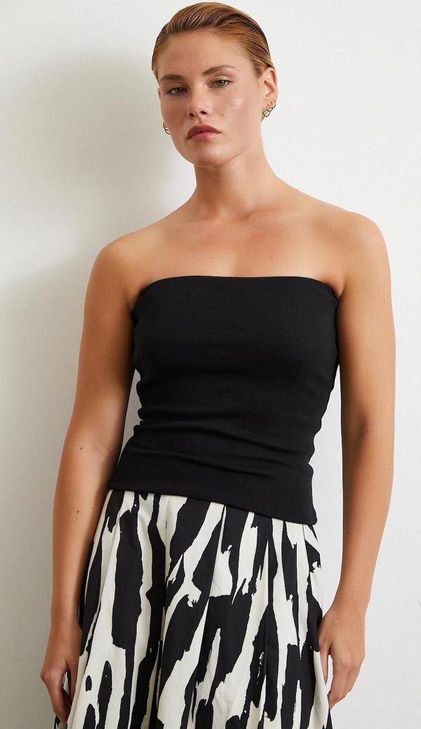 Straplez Top Siyah - Image 1