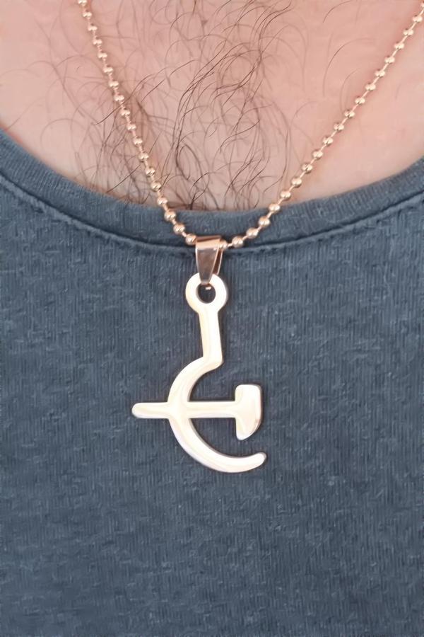 Bakımlı Erkek için Rose Metal Orak Balta Kolye - Image 1