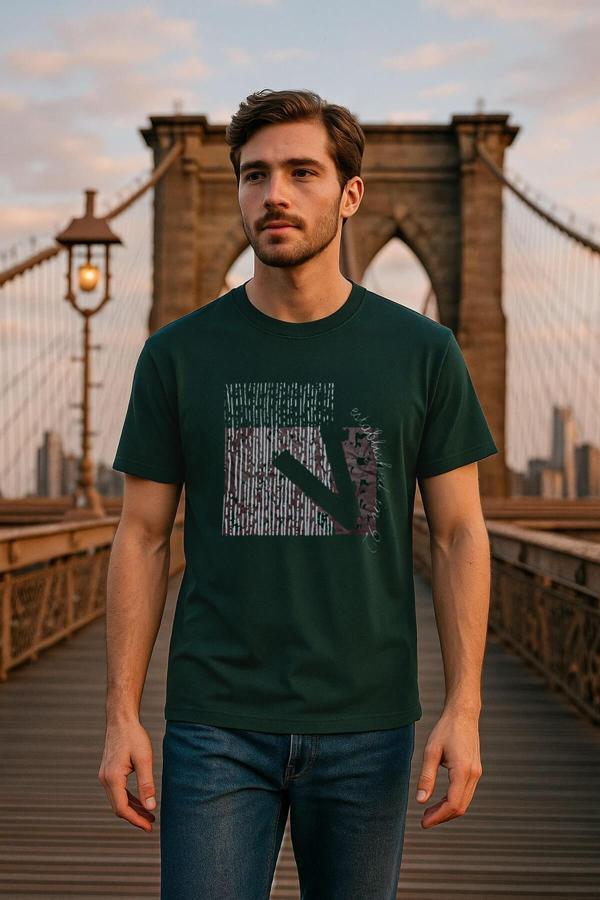 Erkek Rahat Kesim Bisiklet Yaka Baskı Detay T-shirt - Image 1
