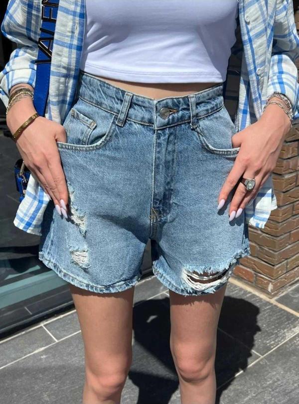 Buz Mavi Kadın Püsküllü Detay Mini Şort - Image 1