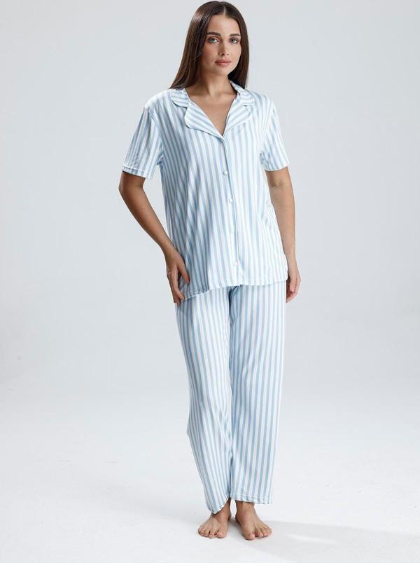 Kadın Kısa Kollu Dikey Çizgili Pijama Takım | Mavi - Image 1