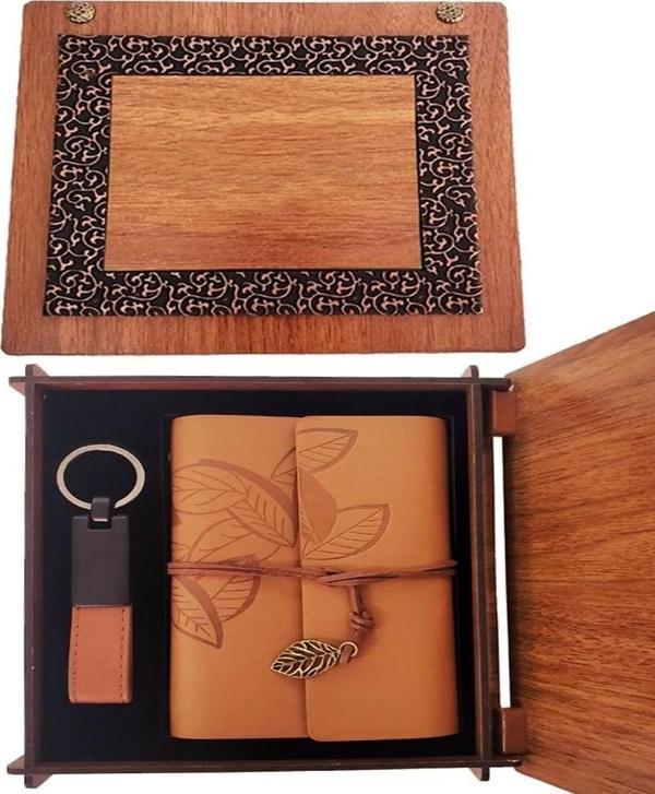 Ahşap Kutulu Taba Renk Deri Defter Anahtarlık Set - Image 1