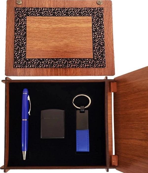Ahşap Kutulu Mavi Kalem Anahtarlık Ve Çakmak Set - Image 1