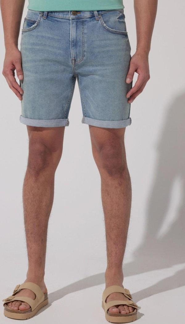 Lee Skinny Fit Dar Kesim Normal Bel Mavi Erkek Jean Denim Kot Şort - Image 1