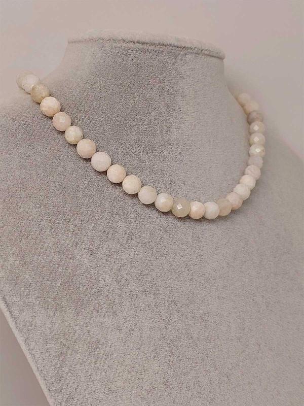 Ay Taşı Faset Kesim Kolye 8mm (Sabit Klipsli) - Image 1