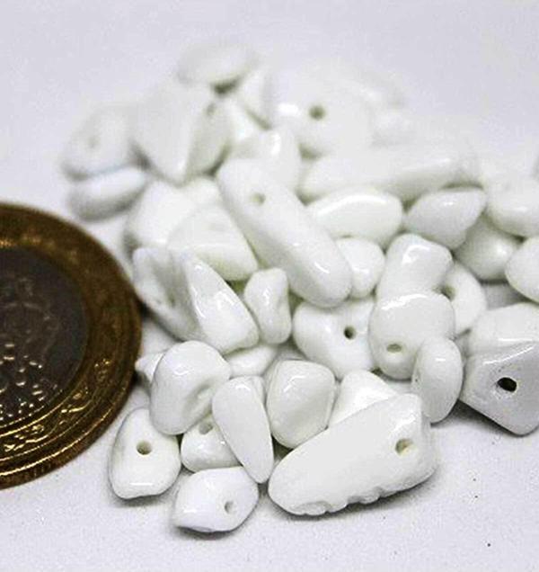 Delikli Beyaz Kuvars Taşı Mini Boy 50 Adet - Image 1