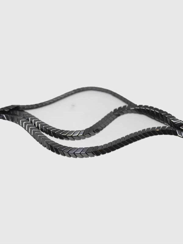 Hematit Taşı YARIM Dizi (17405) (18cm Uzunluğundadır) - Image 1