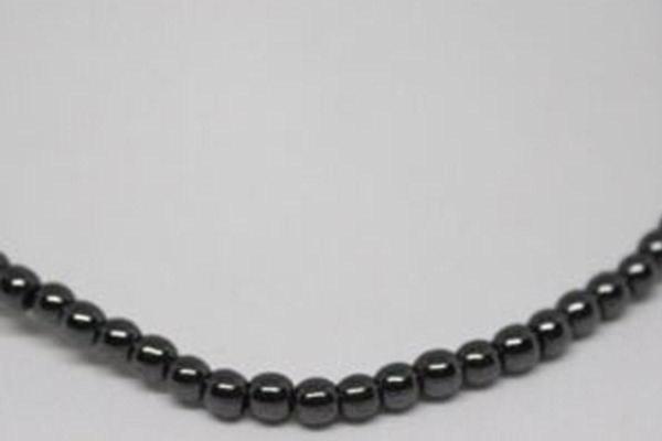 Hematit Taşı Yarım Dizi 4mm 18cm Uzunluğunda - Image 1