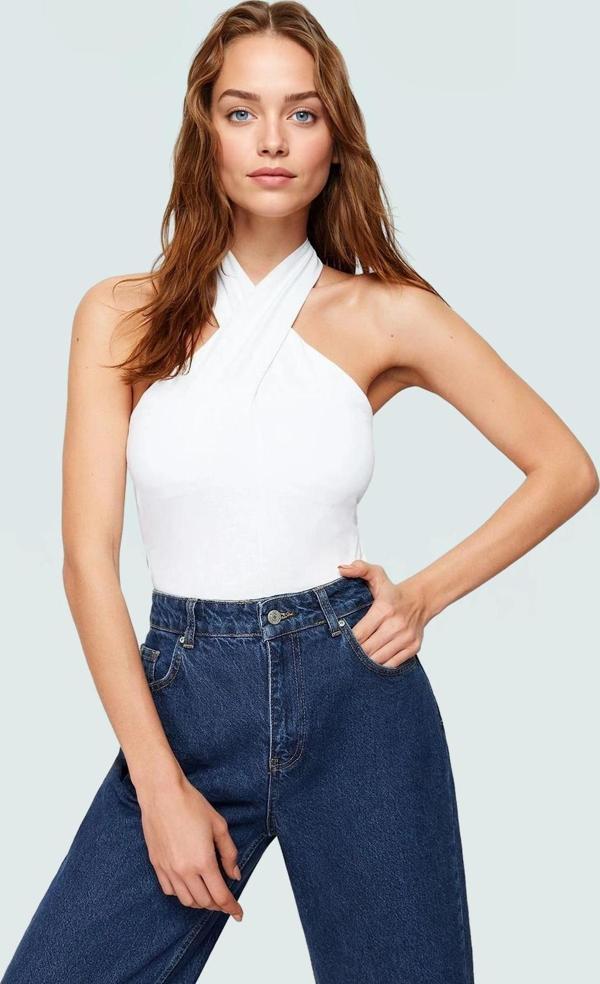 Boyundan Bağlamalı Fitted Vücuda Oturan Likralı Penye Bluz Özenle Seçilmiş - Image 1