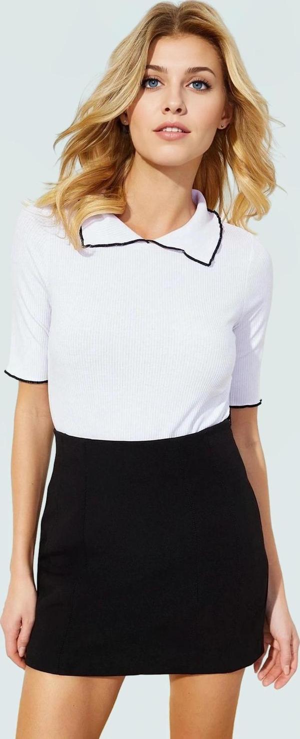 Polo Yaka Fitted Örme Bluz Rahat Yazlık Günlük Zarifane Tasarım Ve Şık - Image 1