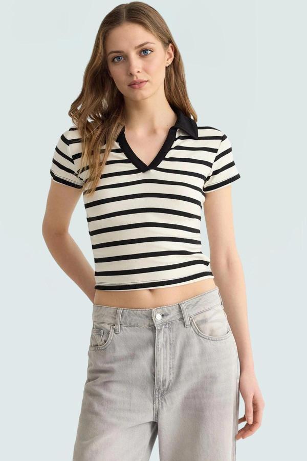 Kısa Kollu Fitted Polo Yaka Viskoz Örme Bluz Uzun Ömürlü Rahat Kullanım Dayanıklı Malzeme - Image 1