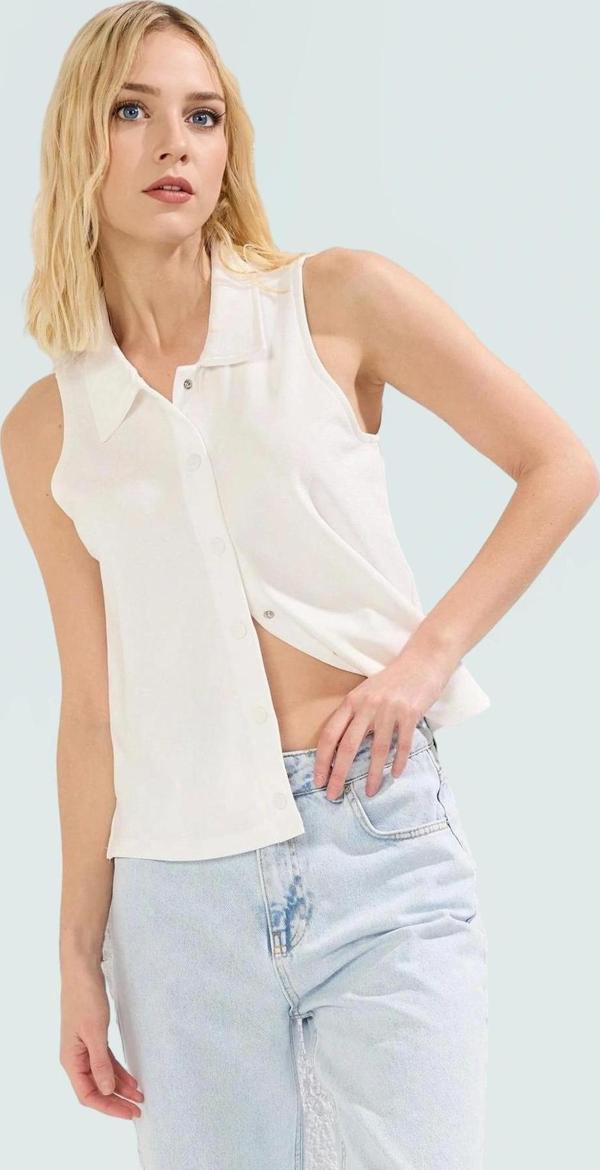 Örme Polo Yaka Kolsuz Bluz Regular Kalıp Rahat Yazlık Modern Stil Seçkin Malzeme Trend Tasarım - Image 1