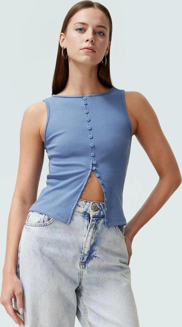 Düğmeli Fitted Vücuda Oturan Örme Bluz Regular Boy Özenle Seçilmiş Uzun Ömürlü Yüksek Kalite - Image 1