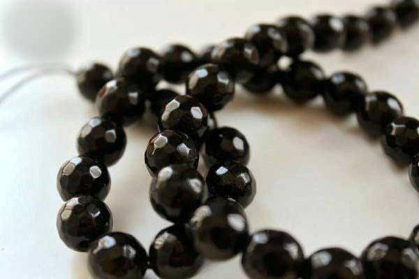 Onix (Oniks) Taşı Faset Kesim YARIM Dizi 10mm (18cm uzunluğundadır) - Image 1