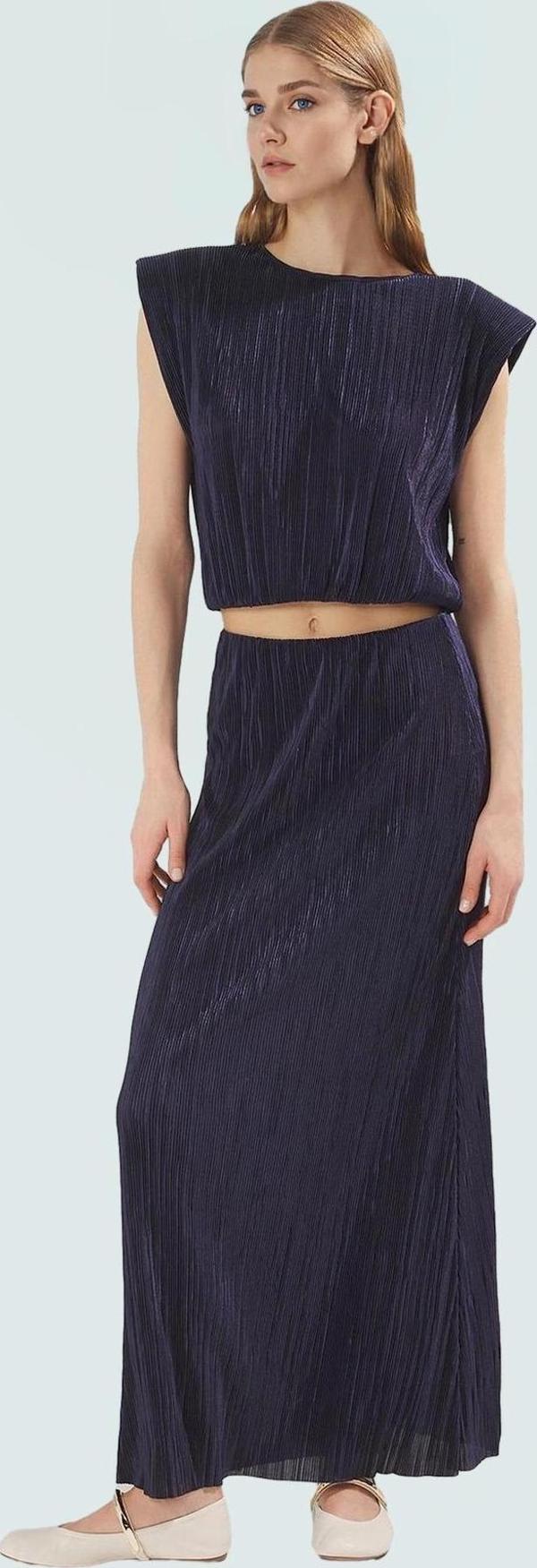 Kadın Pilise Örme Kısa Kollu Crop Bluz ve Etek Takım Yaz Koleksiyonu Dayanıklı Malzeme - Image 1