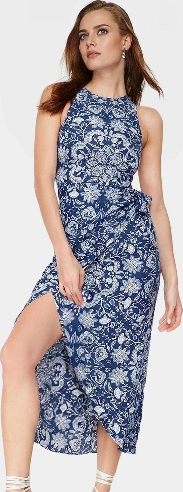 Şal Desenli Viskoz Midi Elbise A Kesim Günlük Yazlık Rahat Ve Şık Dayanıklı Malzeme - Image 1