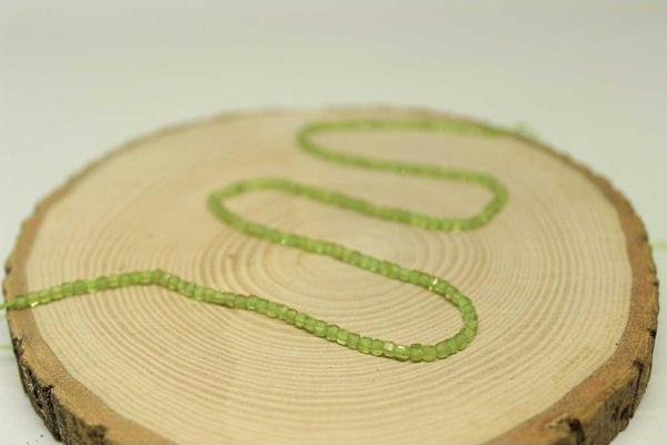 Peridot (zebercet) Taşı Küp Şekilli Dizi 2.5mm - Image 1