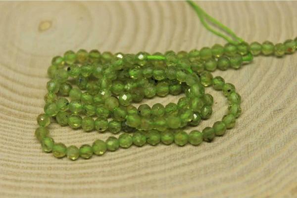 Peridot (Zebercet) Taşı YARIM Dizi 3mm (17cm uzunluğundadır) - Image 1