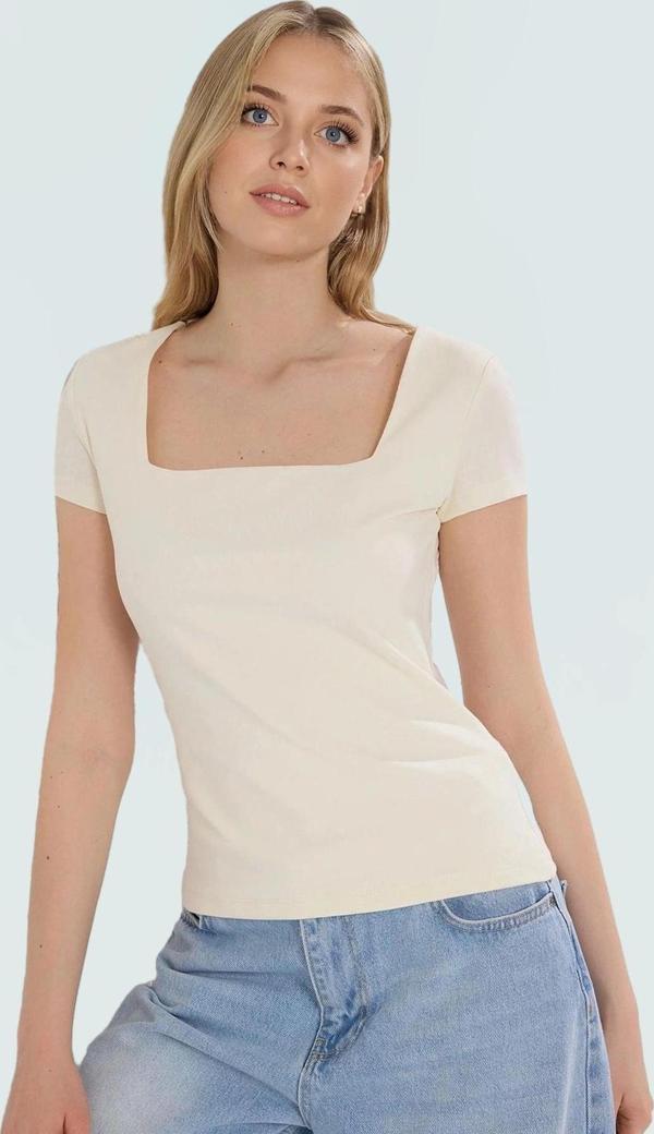 Kare Yaka Fitted Likralı Penye Bluz Yazlık Günlük Kullanım Trend Tasarım Konforlu Kesim - Image 1