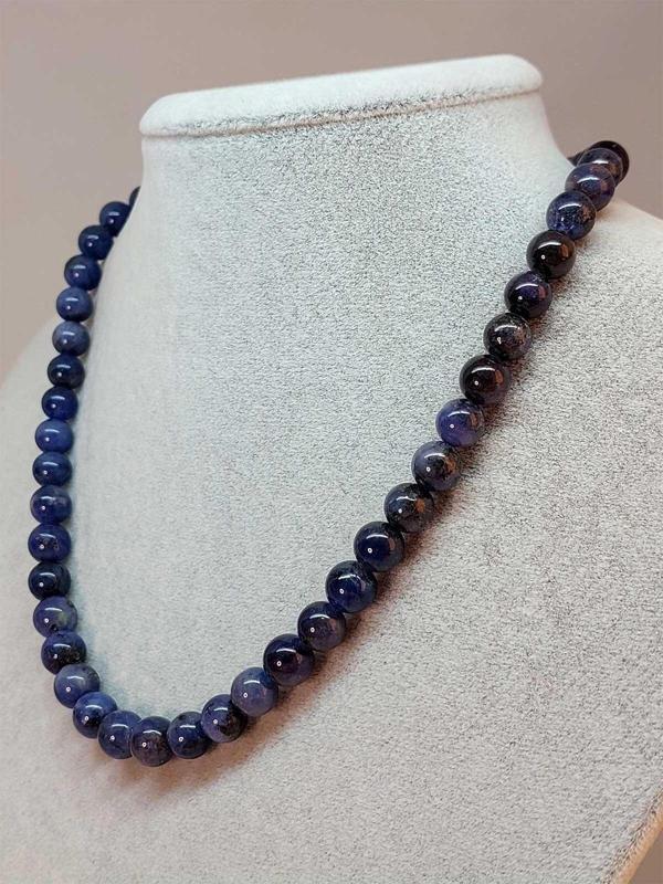 Tanzanit Taşı Koyu Renk Kolye 8mm (Sabit Klipsli) - Image 1