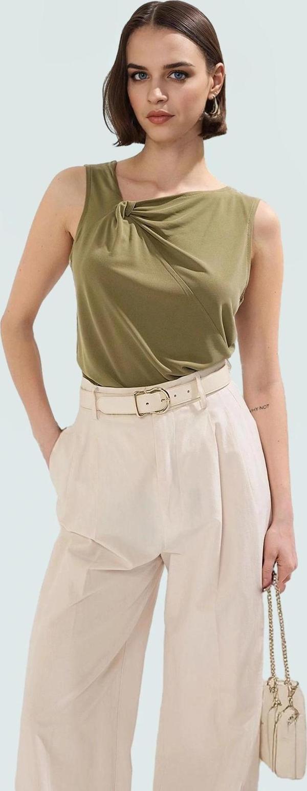 Asimetrik Yaka Kolsuz Örme Bluz Modal Polyester Kumaş Günlük Stil Modern - Image 1