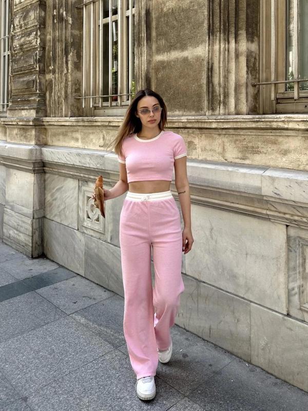 Crop pantolon biyeli takım pembe - Image 1