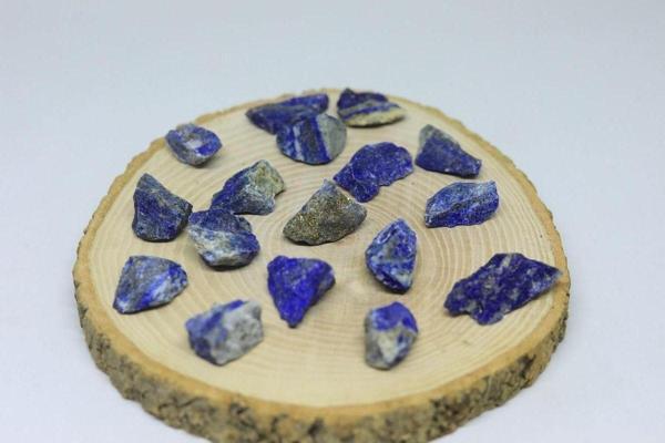Lapis Taşı Ham Parça (4-7gram) - Image 1