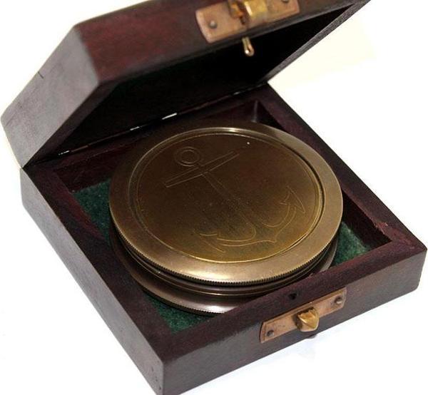 Ahşap Kutulu Pirinç Pusula Model 7 - Image 1
