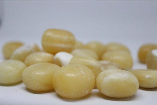 Kalsit Taşı Tamburlanmış (15-21 Gram) - Image 1