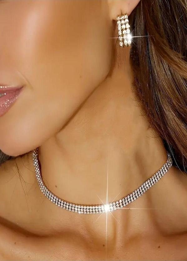 Caş Dekorasyon Altın Renk 3 Sıra Taş Detaylı Choker Kolye - Image 1