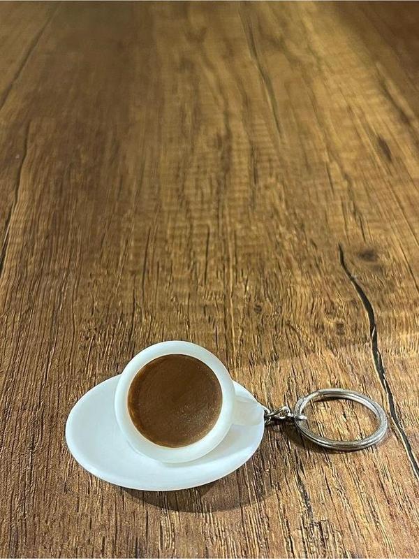 Kahve Fincanı Anahtarlık - Dekoratif Mini Fincan Modeli (2 Adet) - Image 1