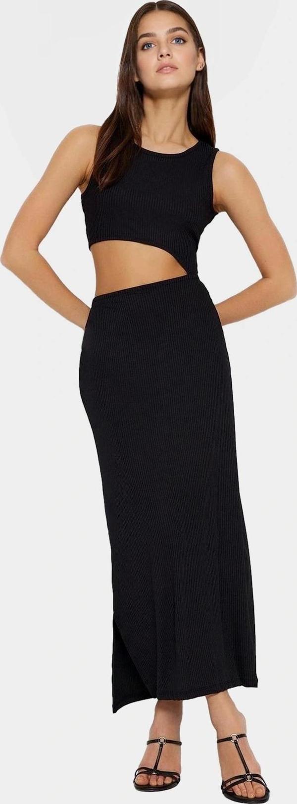 Maxi Örme Elbise Bisiklet Yaka Cut Out Detaylı 96% Polyester Rahat Ve Şık Günlük Kullanım İçin - Image 1