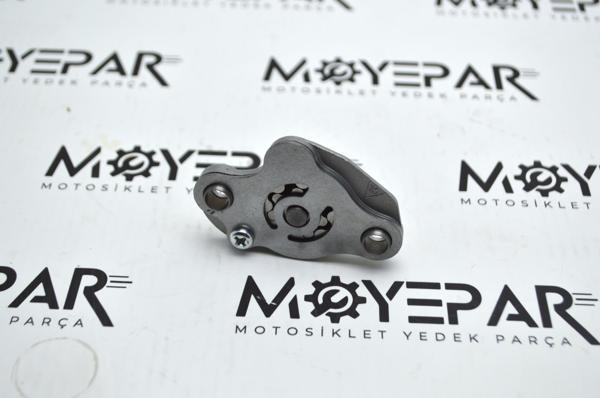 SH 049 HONDA SH 125 İ YAĞ POMPASI OEM - Image 1