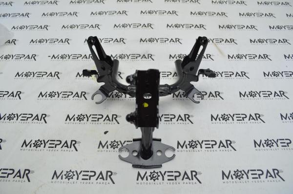 543029 YAMAHA YZF R25 KAFA DEMİRİ ORJ - Image 1