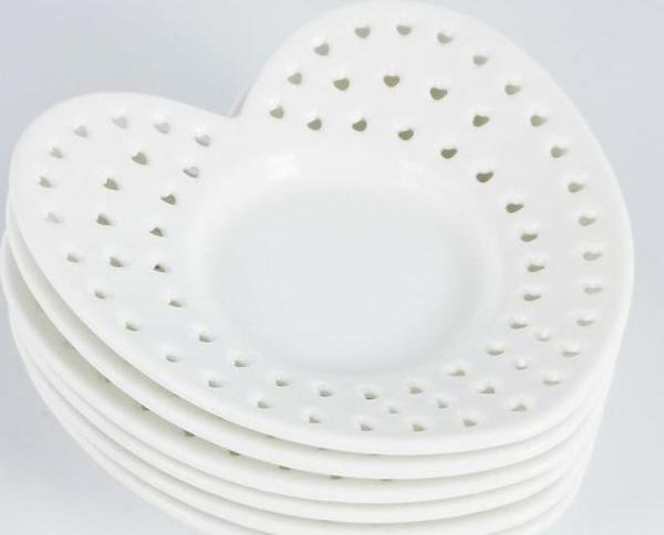 Porselen Kalp Model Çay Tabağı 6 Adet - Image 1