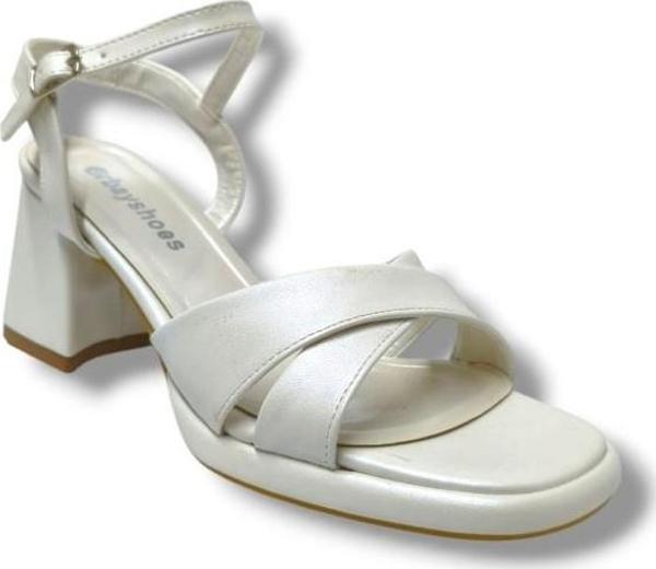 Erbay 405-25 Deri Çapraz Bant Kalın Topuk Anatomik Kadın Sandalet - Image 1