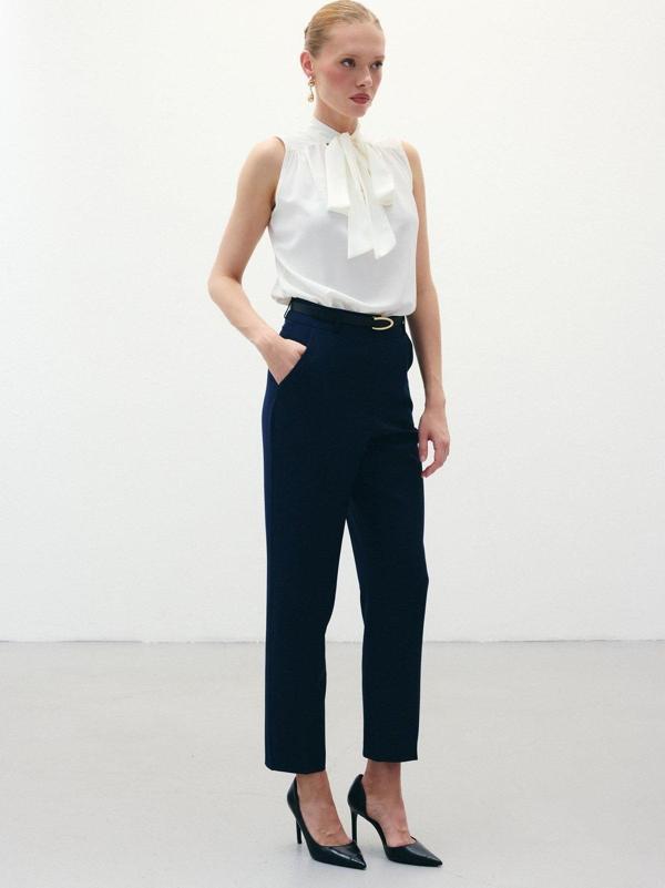 Kemerli Pantolon - Lacivert - Image 1