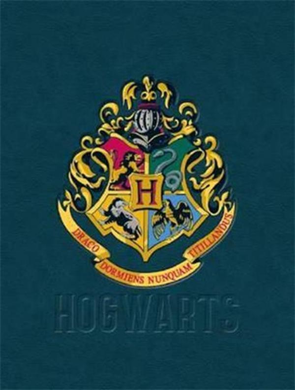 Hogwarts: A Cinematic Yearbook (Harry Potter) - Scholastic - Image 1