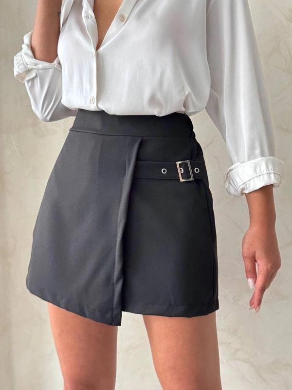 Kadın tokalı şort etek siyah s25449 - Image 1