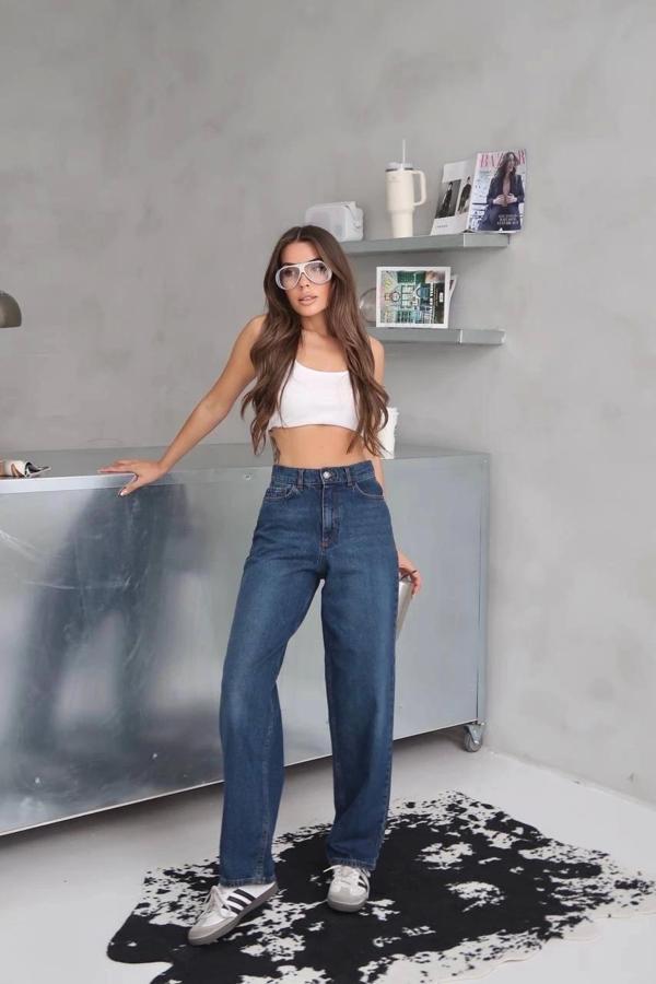 Arkadan tokalı jeans pantolon - Image 1