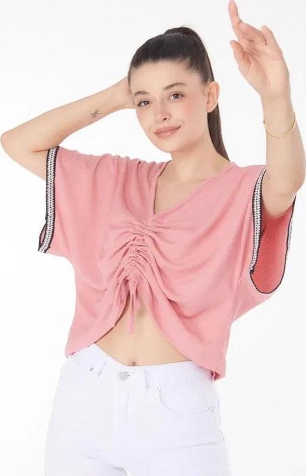 V yaka büzgülü detaylı bluz - Image 1