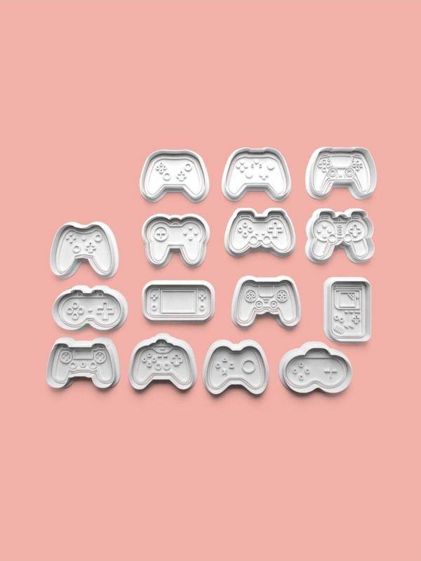 Aktastore Oyun Konsol Kolu Gamepad Kurabiye Kalıbı Ve Şeker Hamuru Kalıbı 15'Li Set - Image 1