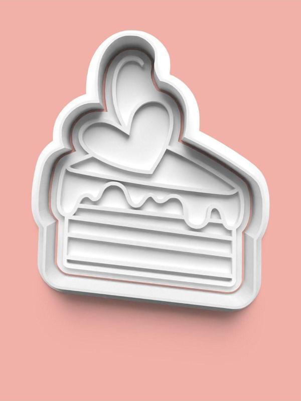 Aktastore Pasta Dilimi Üzerinde Kalp Figürü Kurabiye Kalıbı Ve Şeker Hamuru Kalıbı - Image 1