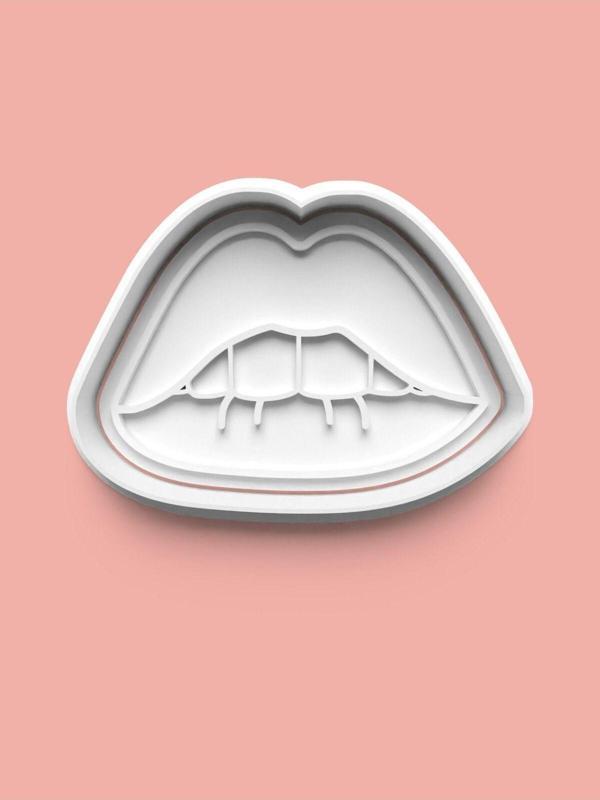 Aktastore Çekici Dudak Kurabiye Kalıbı Ve Şeker Hamuru Kalıbı - Image 1