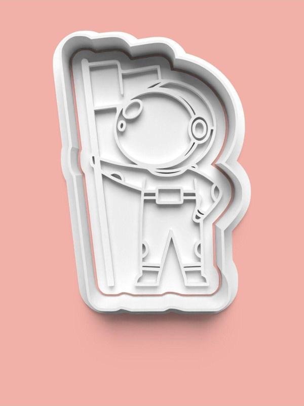 Aktastore Bayraklı Astronot Kurabiye Kalıbı Ve Şeker Hamuru Kalıbı 0441-2 - Image 1