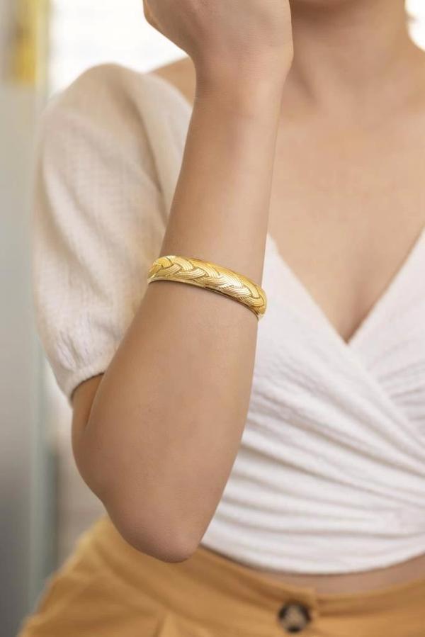 Yiğitbaşı Gold 22 Ayar İşçiliksiz 15mm Şarnel Bilezik - Image 1