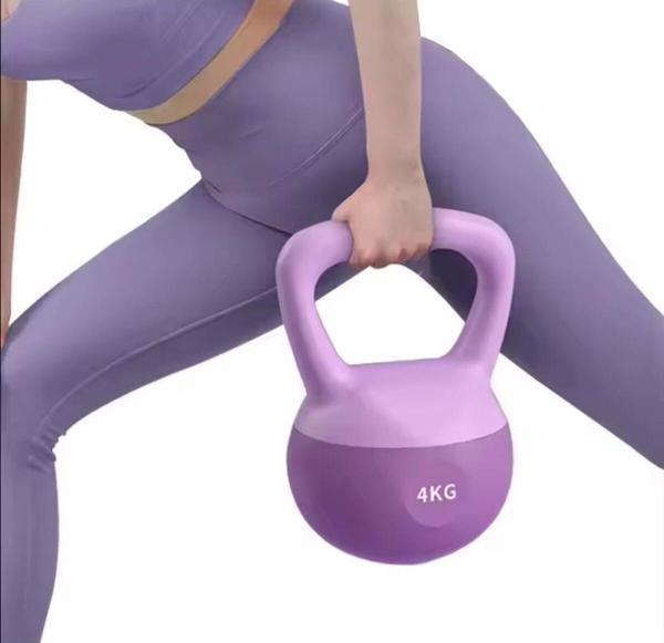 Leyaton 4 Kg Soft Kettlebell Yumuşak Tabanlı Metal Kumlu Ses Yapmaz Darbeye Dayanıklı - Image 1
