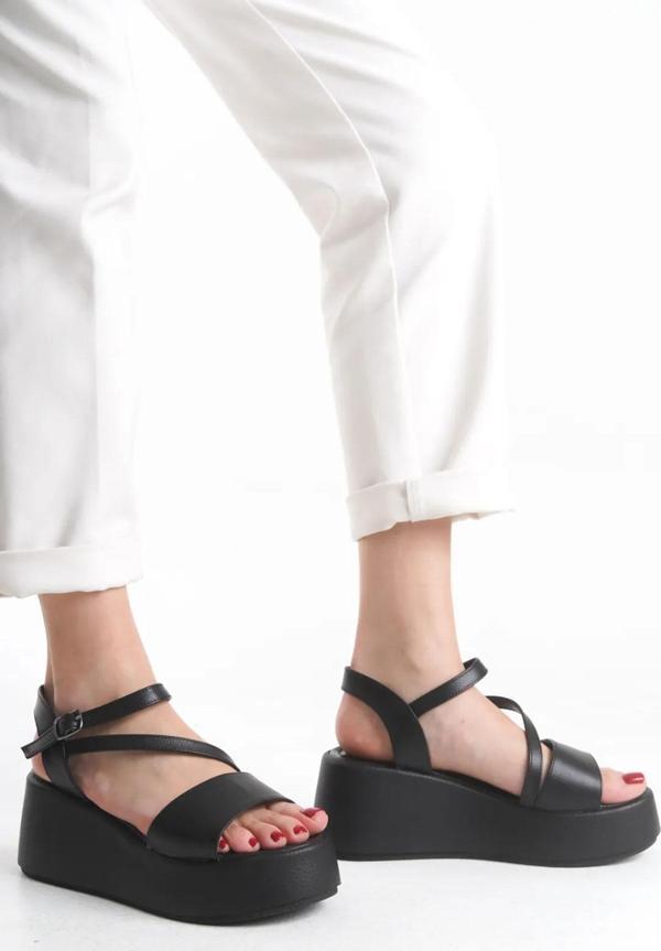 Kadın Hafif Rahat 6 cm Platform Topuklu Eva Taban  Sandalet 4010-123-0001 Siyah-39 - Image 1