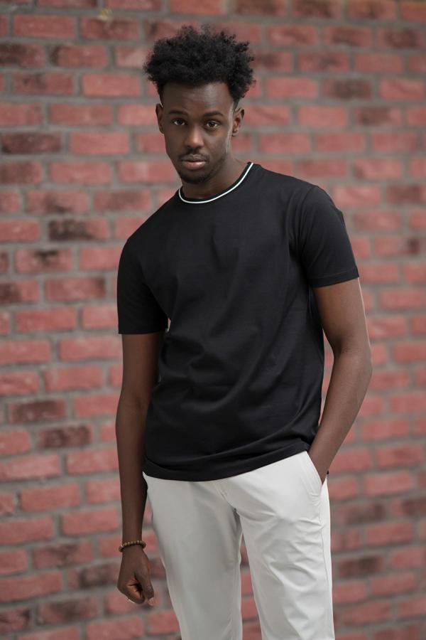 Sıfır Yaka Merserize Pamuklu İnce Kumaş Regular Fit T-Shirt - Image 1