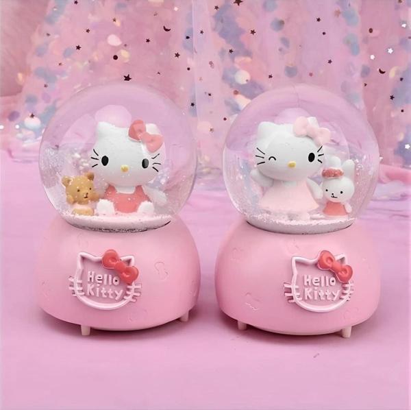 Hello Kitty Işıklı Müzikli Kar Küresi Orta Boy Model 4 - Image 1